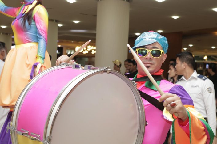 Carnival shows Dubai